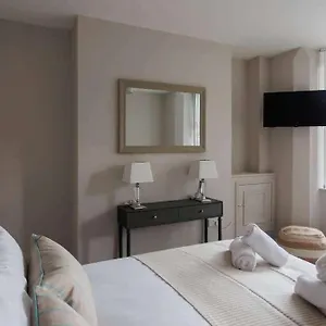 botanic-guestrooms.belfasthotelsireland.com/